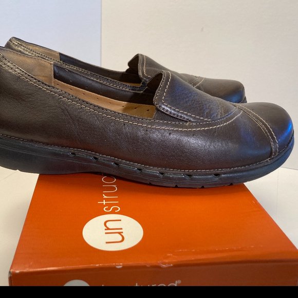 Clarks Unstructured, 9M, Un.Heard, Dark Brown - Picture 2 of 3